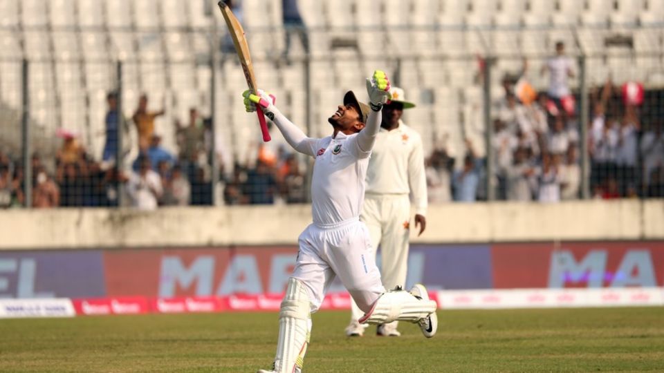 Mushfiqur Rahim celebrates his double-hundred