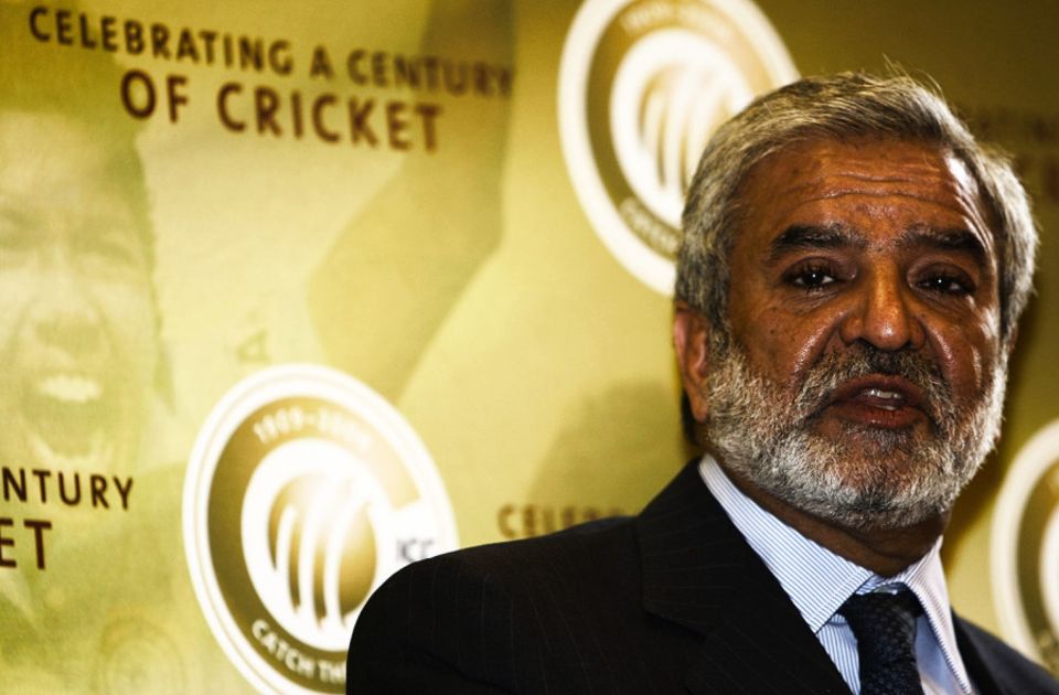 Ehsan Mani: "The strongest message that came across was that cricket's commercial activities were unprofessionally managed"