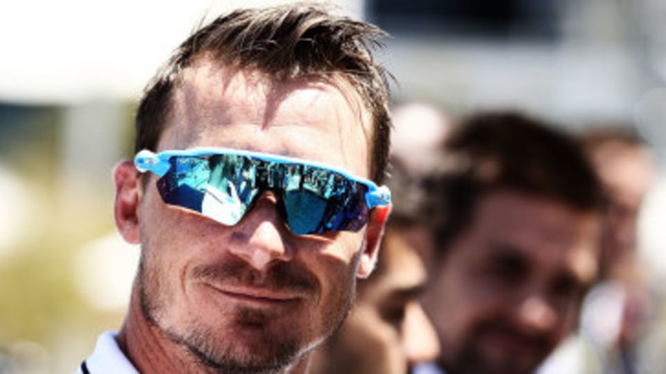 Dale Steyn spends time signing autographs for fans
