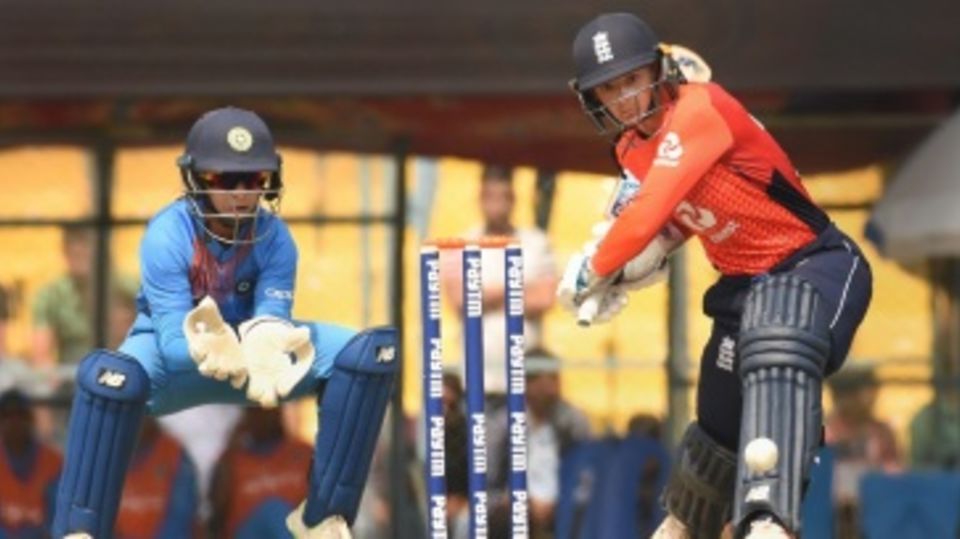 Danielle Wyatt struck a fine unbeaten half-century