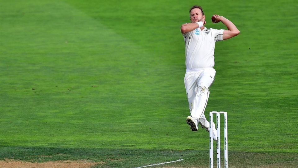 Neil Wagner in his bowling action