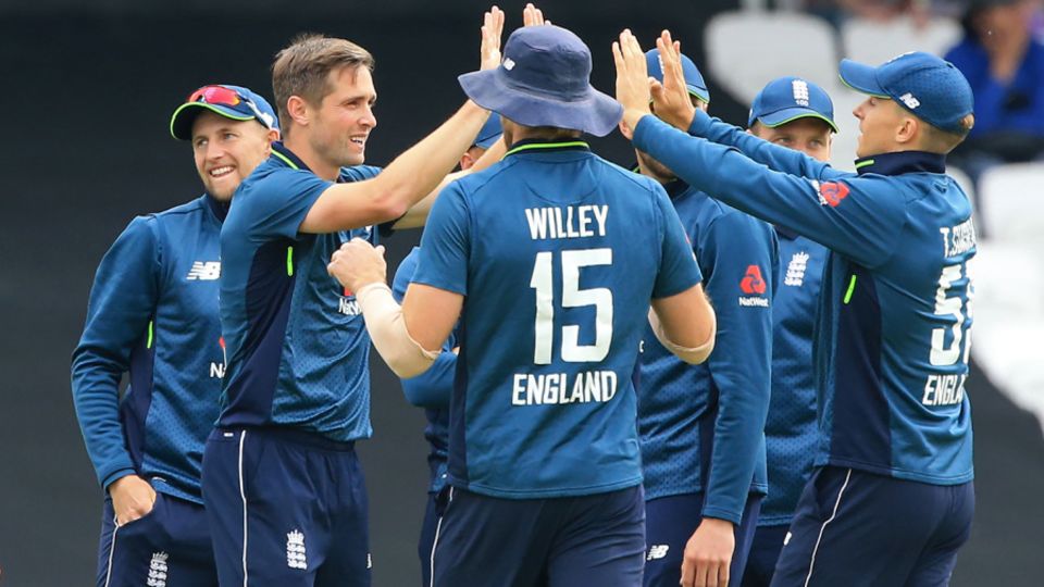 Chris Woakes claimed three wickets in his opening spell