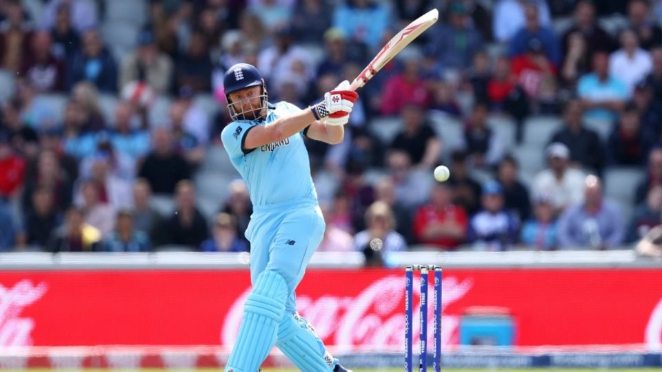 Jonny Bairstow goes on the attack