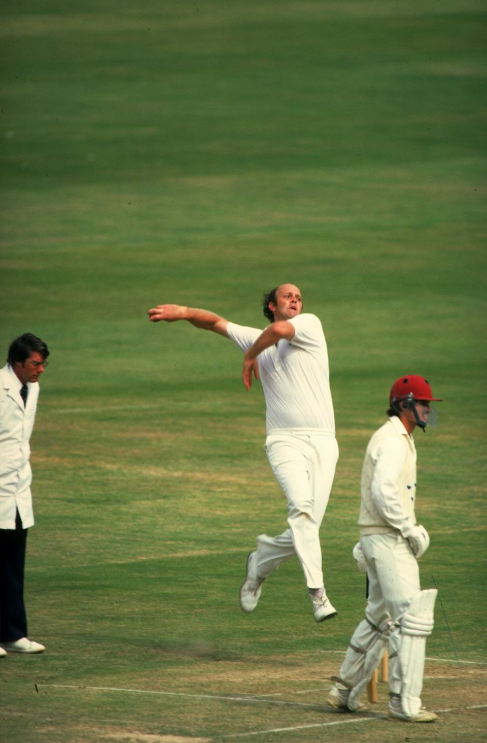 Is it Big Bird? Is it a plane? No, it's Vince van der Bijl