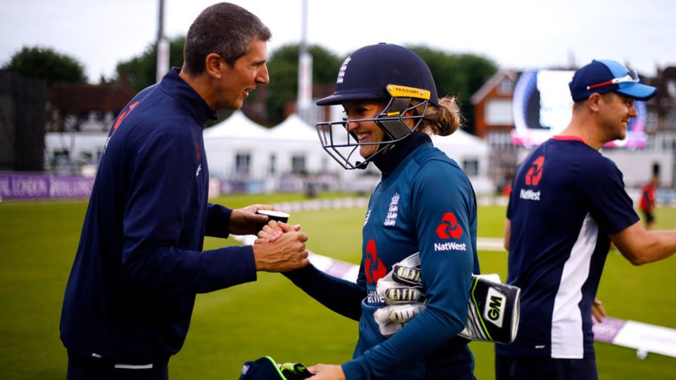 Mark Robinson built strong player relationships during his time with England Women