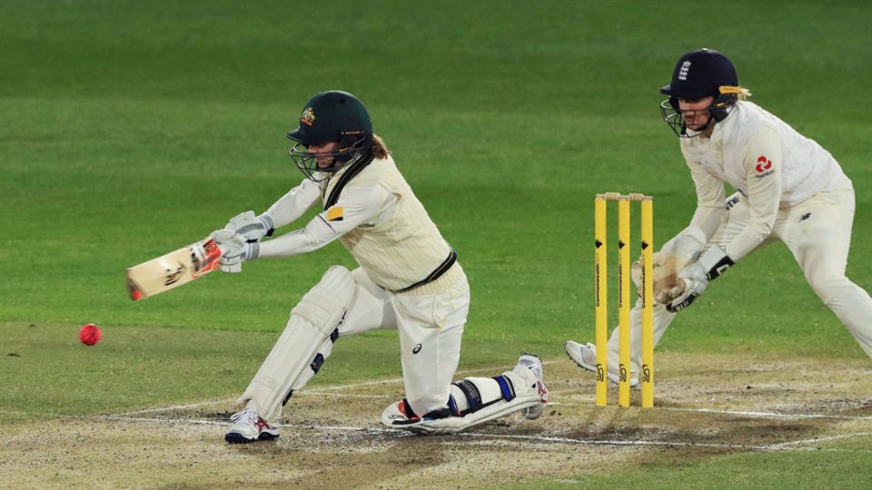 Rachael Haynes bats