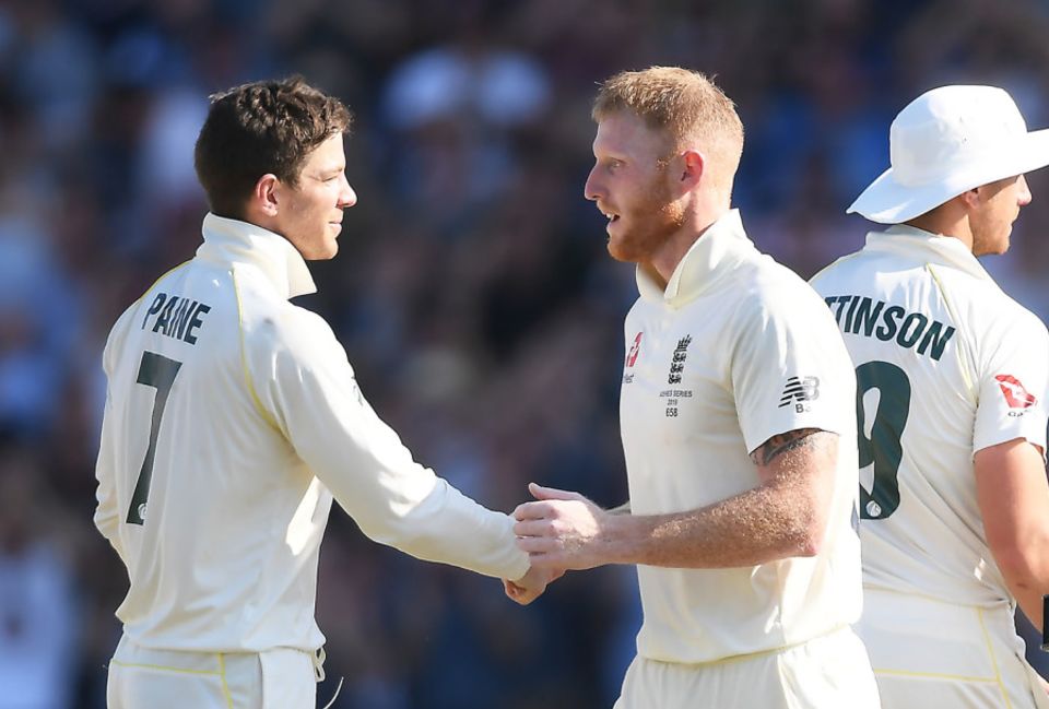 Tim Paine and Ben Stokes shake hands in the last Ashes