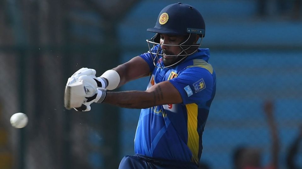 Danushka Gunathilaka plays a pull
