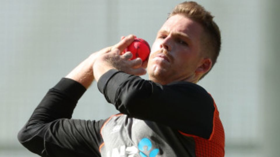 Lockie Ferguson steams in during New Zealand's training session