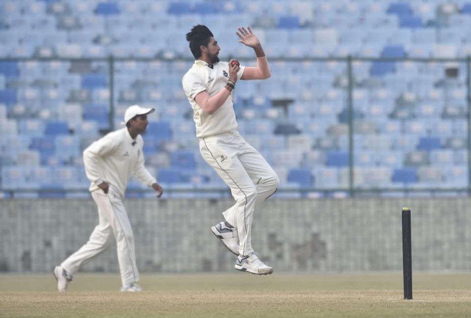 Ishant Sharma was among the wickets in his first Ranji game of the season