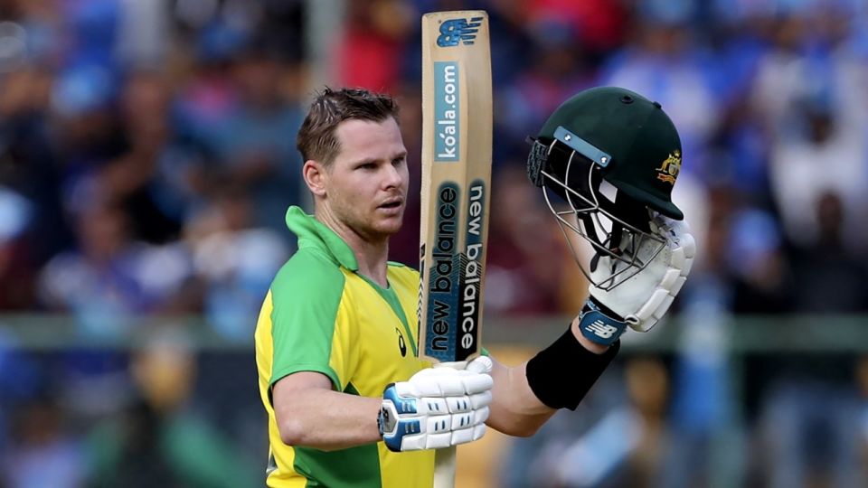 Steven Smith celebrates his hundred