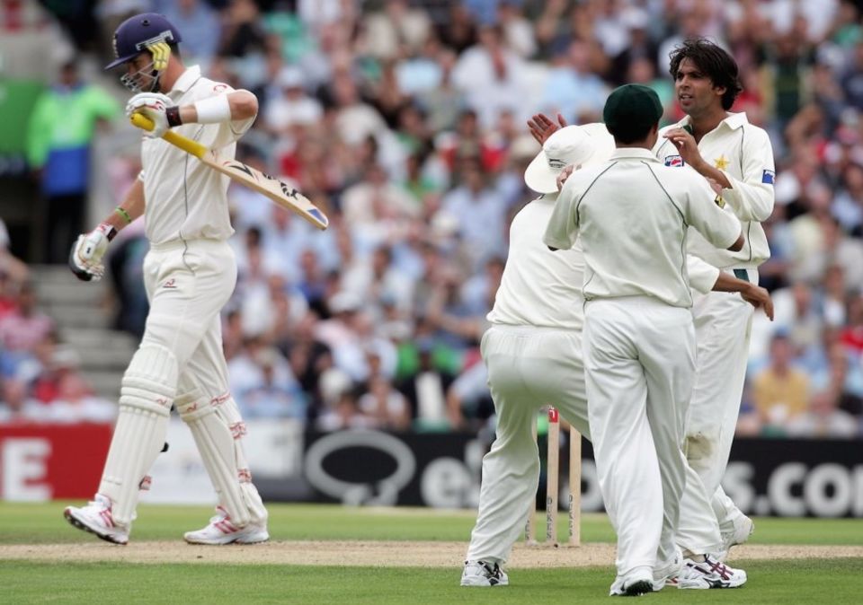 Asif gets Pietersen in the 2006 Oval Test. "The reason why I probably am still haunting KP - for which he is talking about me every fourth day - was because I did test him as a bowler"