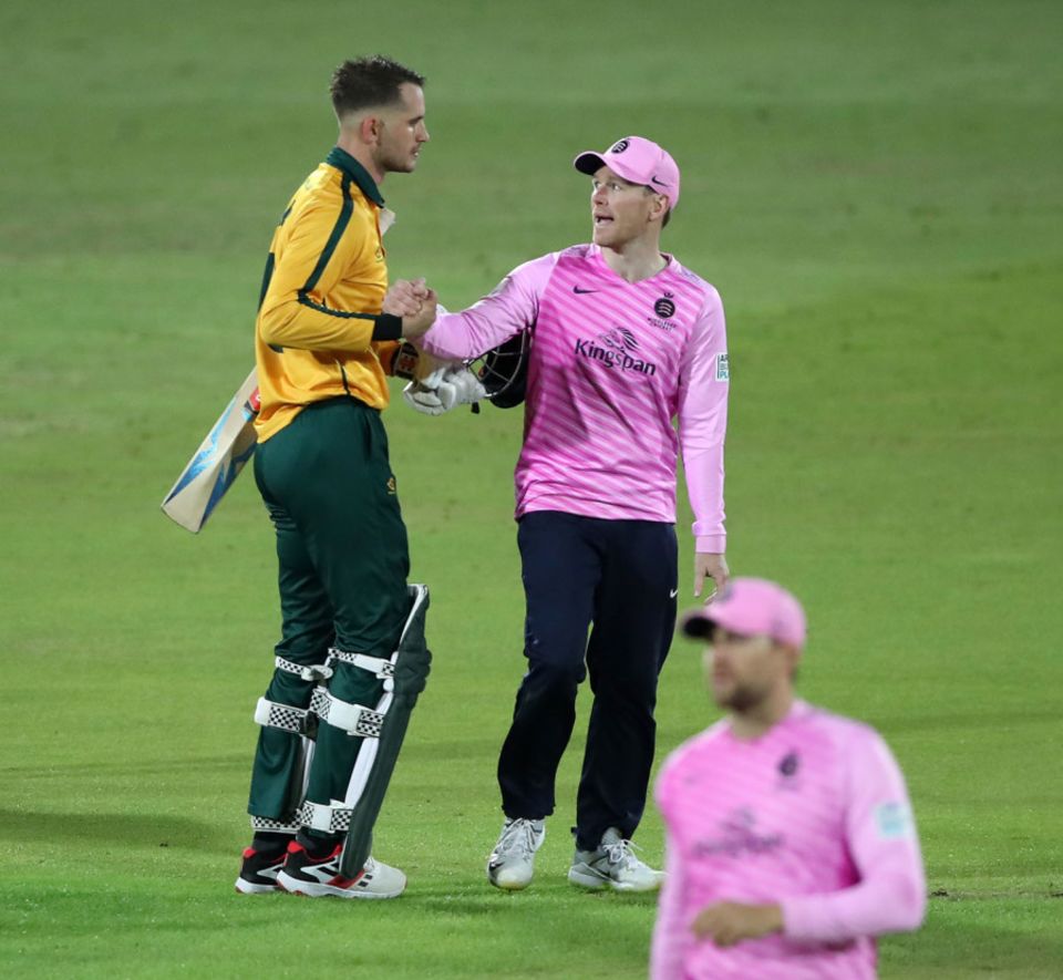 Eoin Morgan congratulates Alex Hales after his half-century in the T20 Blast quarter-final
