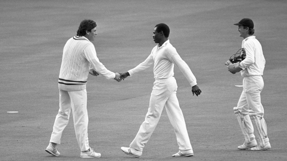 Cardigan Connor, seen here playing the 1988 Benson & Hedges Cup final, took more than 1000 wickets for Hampshire