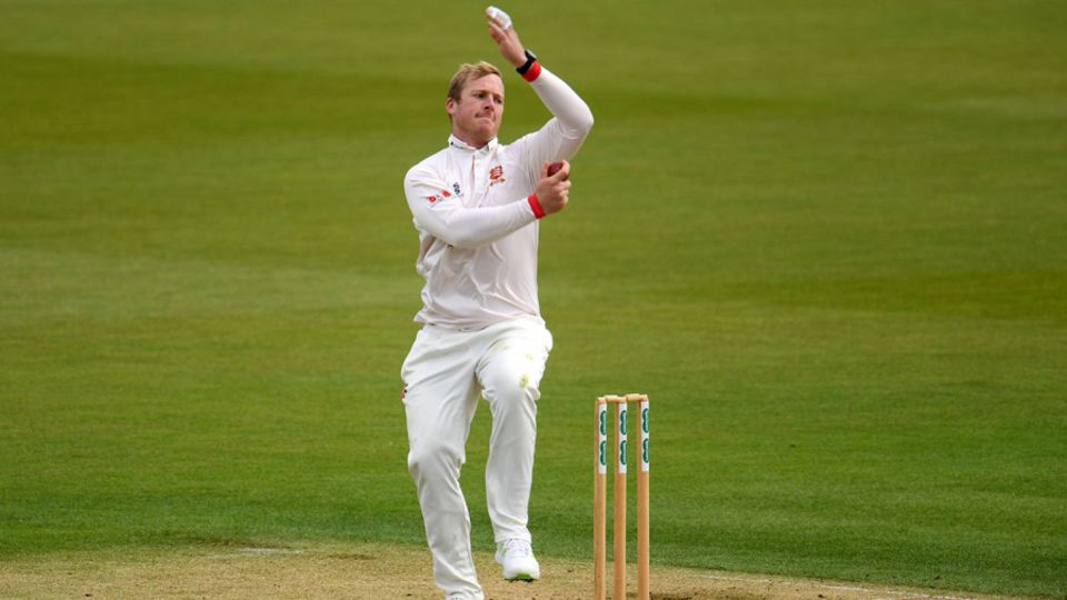 Simon Harmer's Essex contract will see him become an overseas player if Kolpak status is scrapped