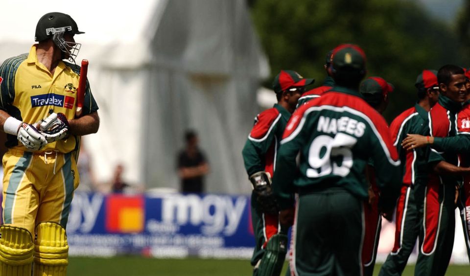 57 for 3: Matthew Hayden was bowled by Nazmul Hossain for 37