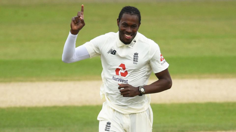 Jofra Archer celebrates a wicket