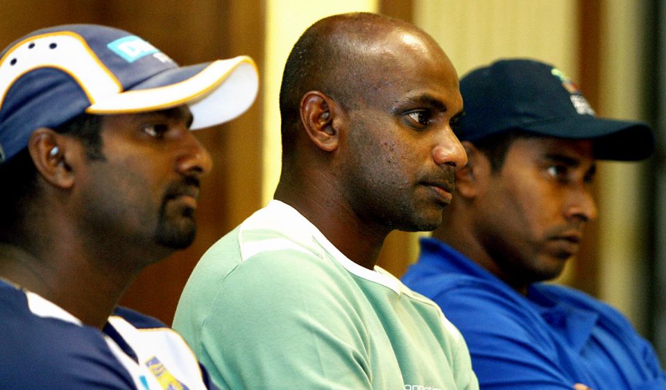 Murali, Sanath and Vaas: attack from all ends