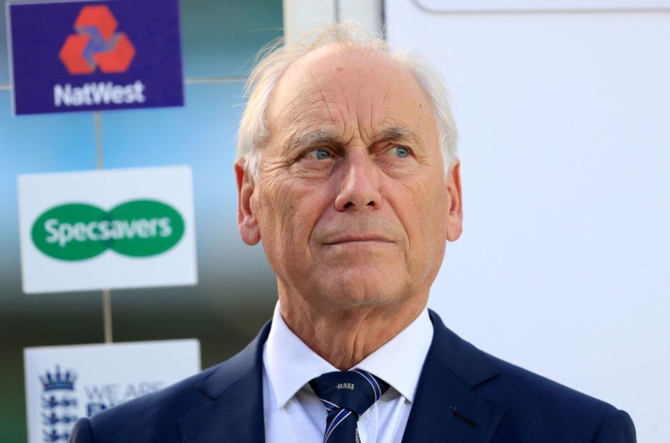 Azeem Rafiq has criticised Colin Graves' possible return to Yorkshire
