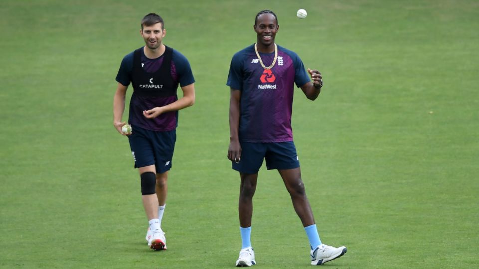 Will we see these two knock an Australia batter or two out?
