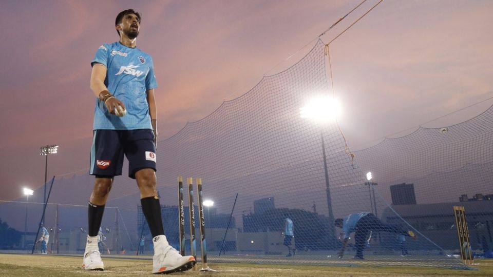 Ishant Sharma suffered an abdominal muscle tear in IPL 2020
