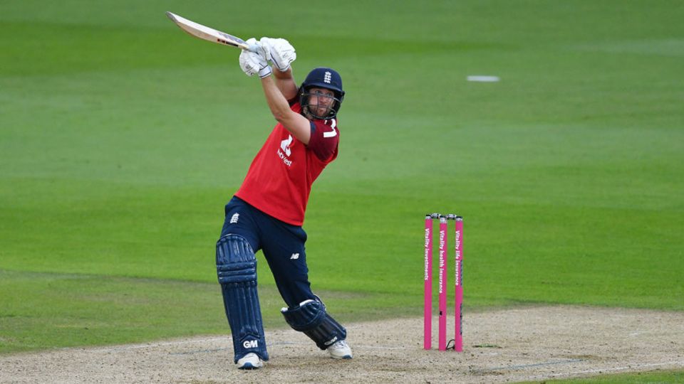 Dawid Malan opens the face on a drive