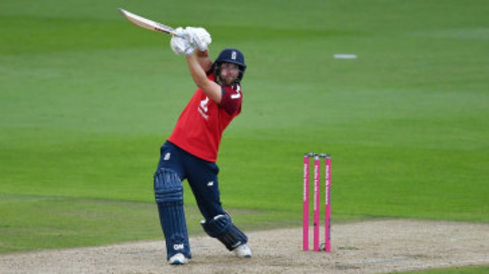 Dawid Malan opens the face on a drive