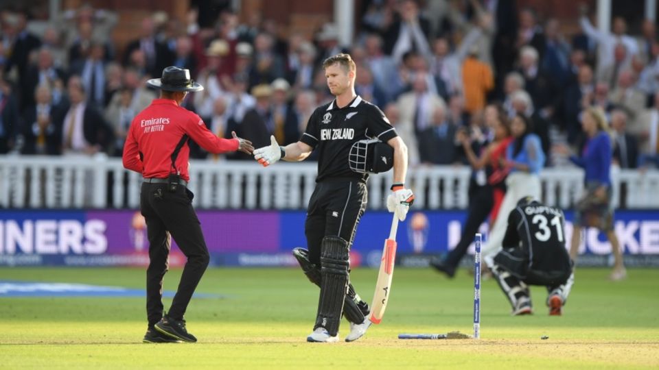 Dharmasena has been vilified plenty for his decision, but it was an understandable error