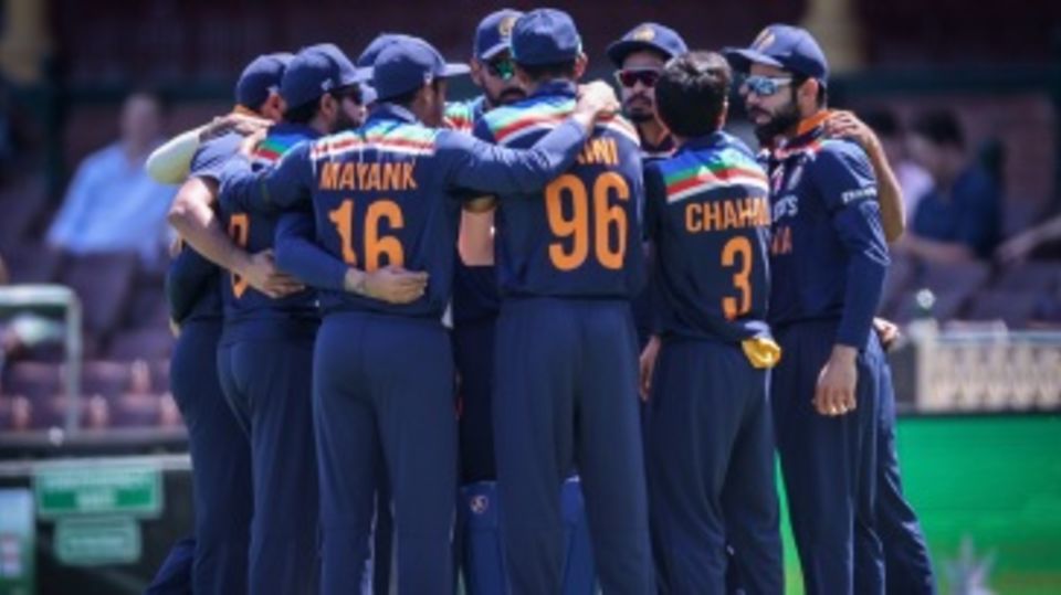 New jerseys for India, as they huddle before play