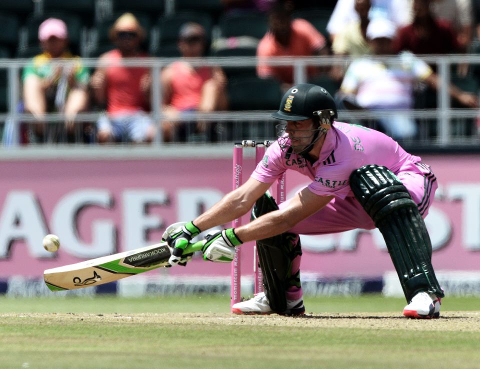 Far-reaching: no shot too crazy for AB de Villiers