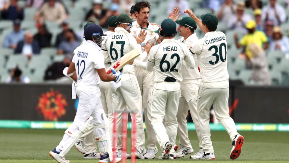 Mitchell Starc is mobbed after dismissing Prithvi Shaw early