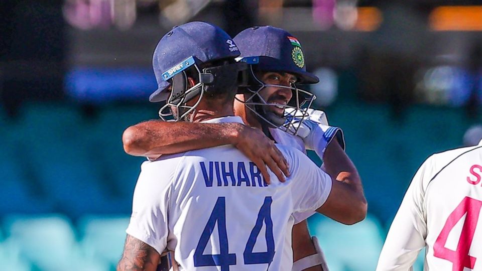 R Ashwin and Hanuma Vihari had battled through injuries to draw the Sydney Test in 2020-21