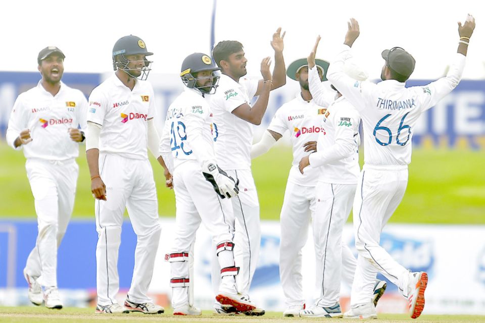 Lasith Embuldeniya took two early wickets in the fourth innings