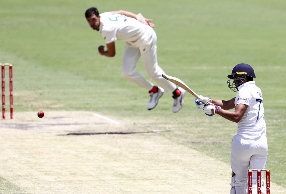 "Shubman [Gill] thought he had to take [Mitchell] Starc on. He was very confident of the way he was batting, playing his pull and cut well"