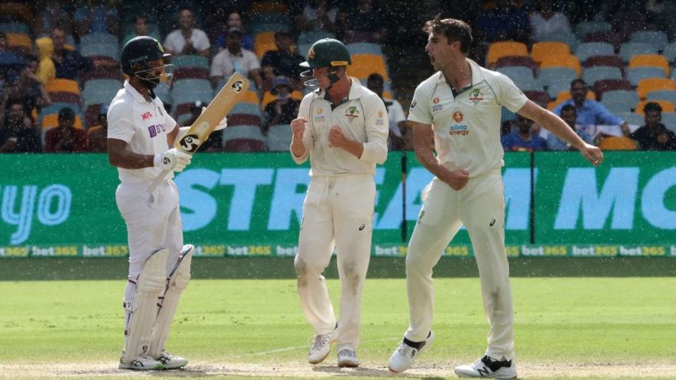 Pujara isn't hanging his bat outside off, but his feet aren't doing as much as they need to be