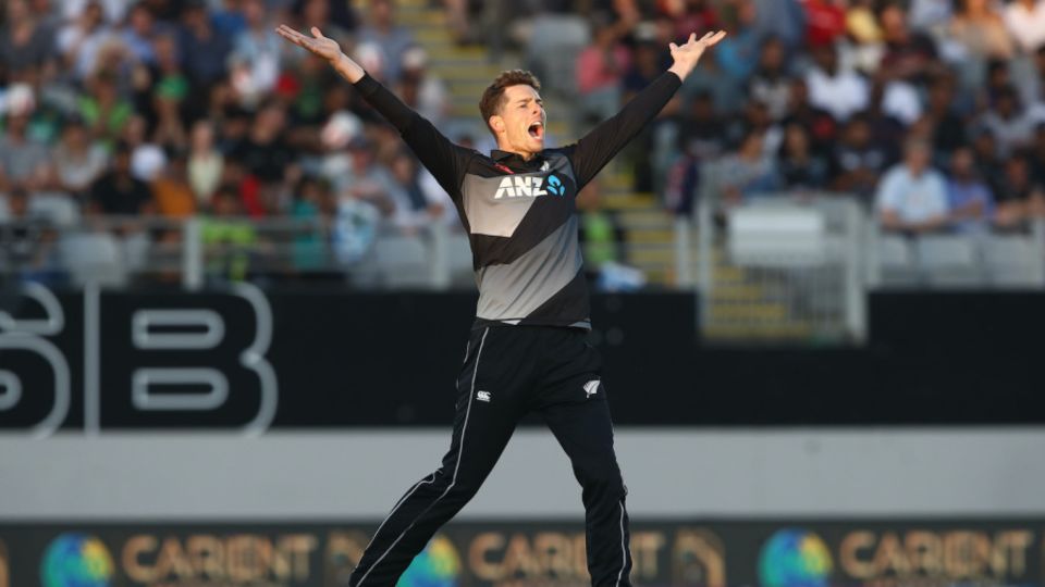 Burger king: Santner appeals for a mid-match snack
