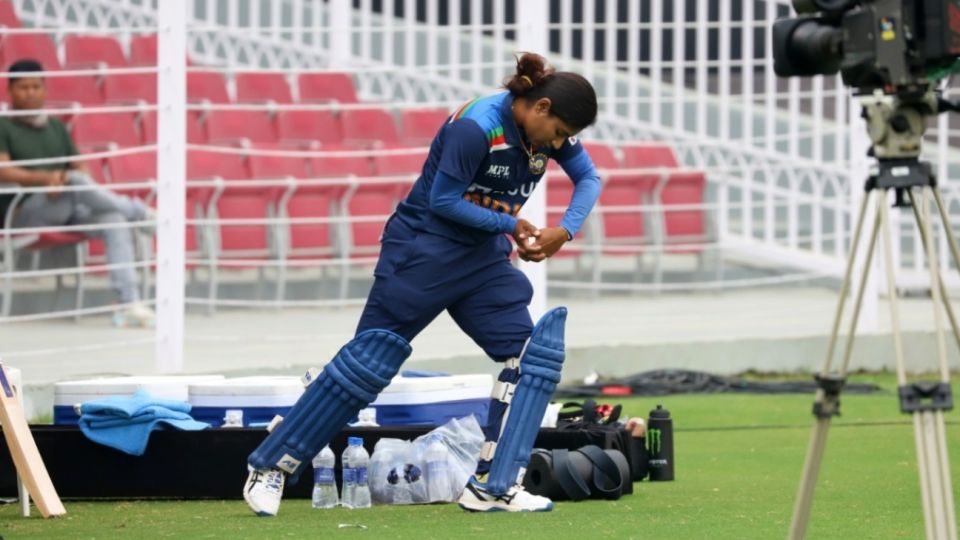 Mithali Raj shadow-bats before her turn