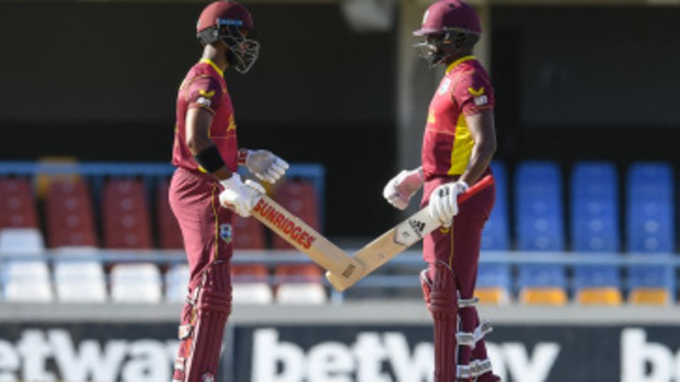 Shai Hope and Darren Bravo put on a century stand