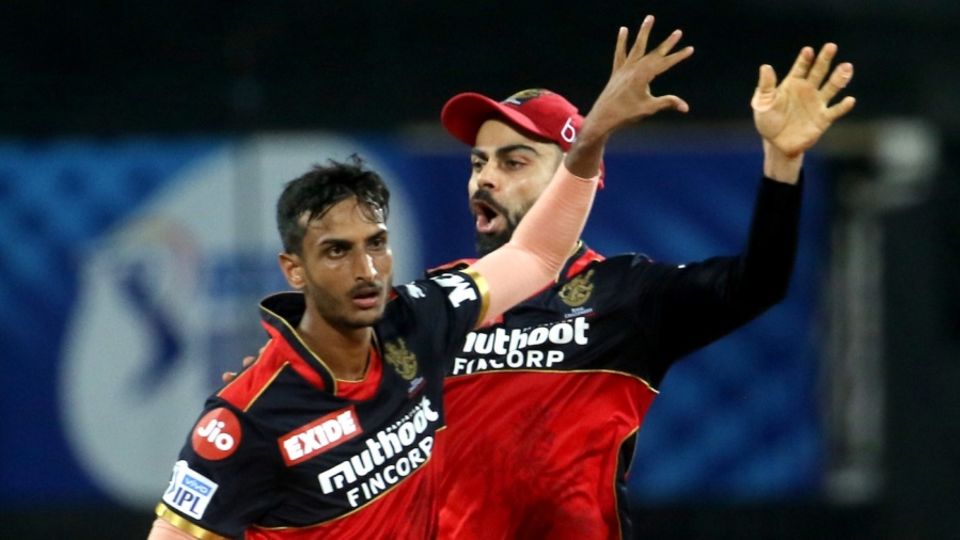 Shahbaz Ahmed celebrates a wicket with Virat Kohli