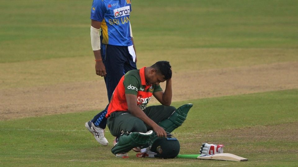 Mohammad Saifuddin was hit on his helmet by a Dushmantha Chameera bouncer
