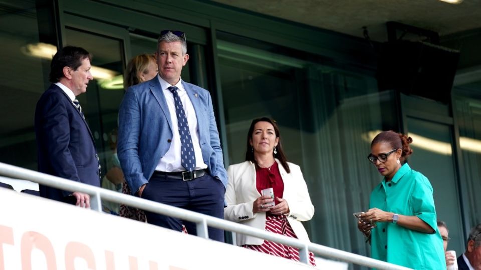 Ashley Giles keeps an eye on proceedings