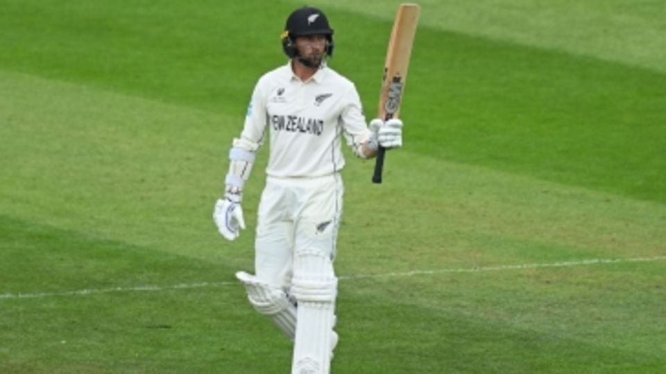 Devon Conway acknowledges the applause on getting to a fifty