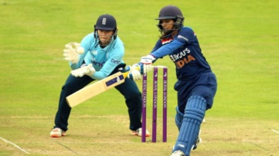 Mithali Raj stabilised the innings after India lost early wickets