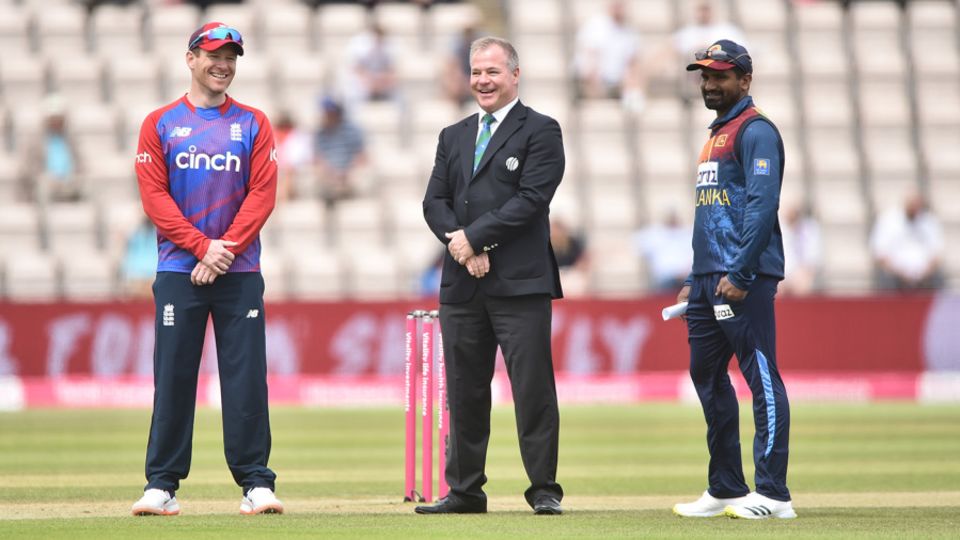 Phil Whitticase with the captains at the toss for the third T20I