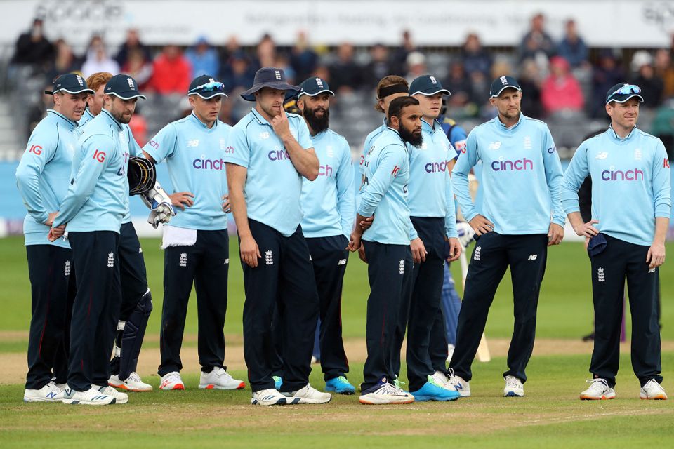England's entire squad has been forced to self-isolate