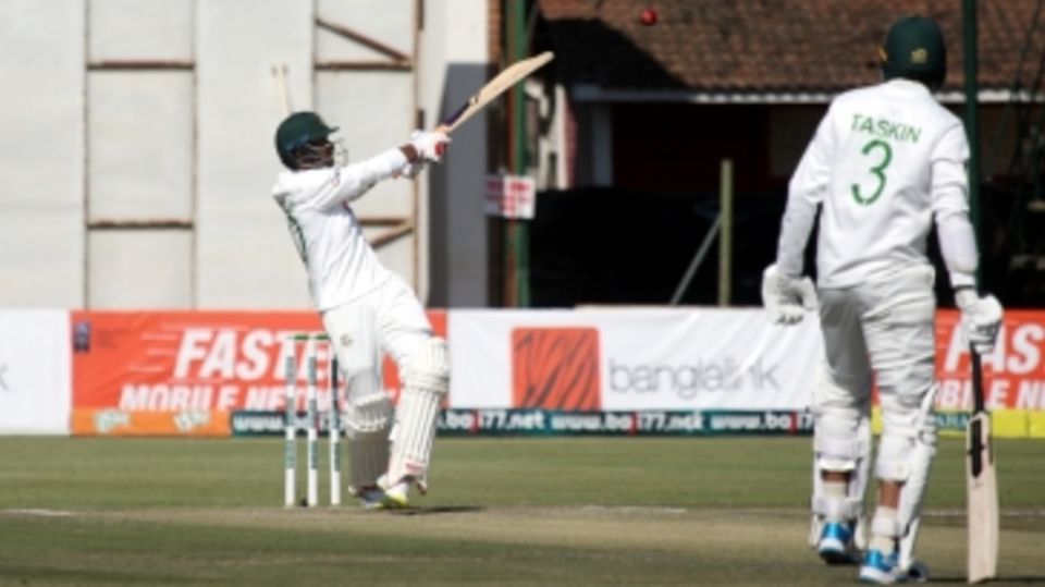 Mahmudullah pulls one away
