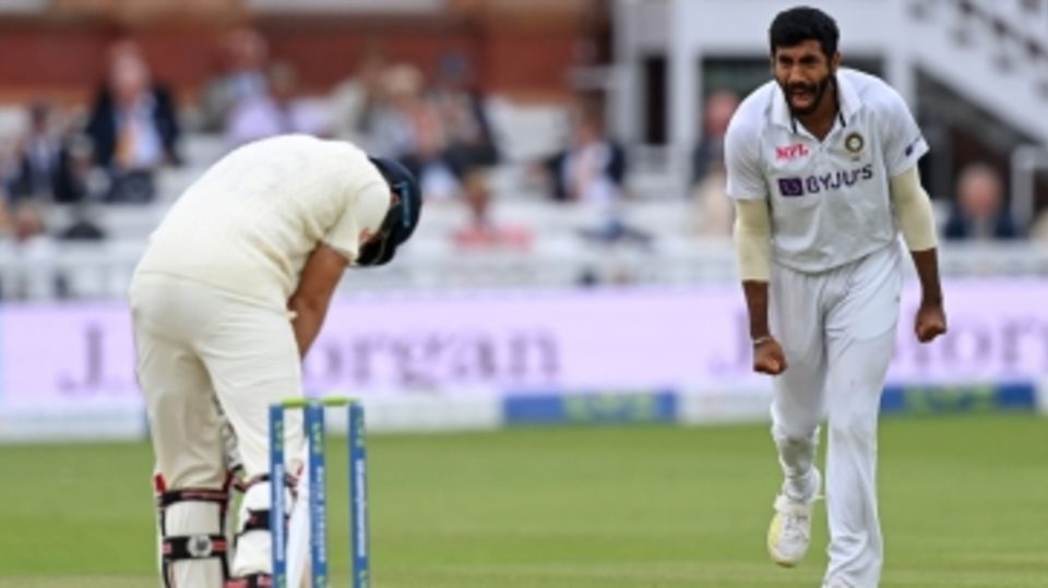 Jasprit Bumrah roars after having Joe Root nick to the cordon