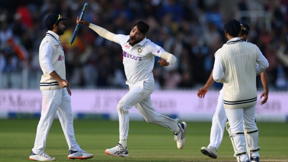Mohammed Siraj grabs a souvenir stump after sealing India's win
