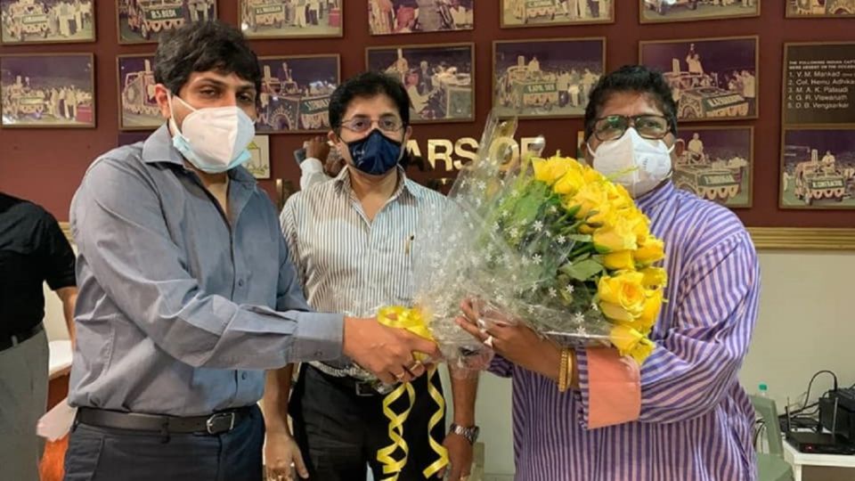 Upon being appointed the India team manager, Gargi Banerjee (R) is felicitated by Cricket Association of Bengal president Avishek Dalmiya (L)