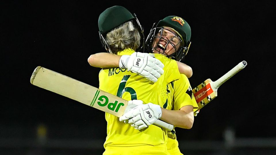 Beth Mooney and Nicola Carey embrace after an extraordinary finish